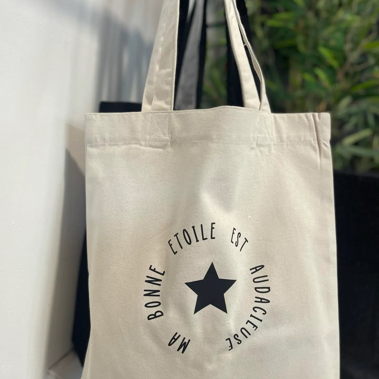 Tote bag