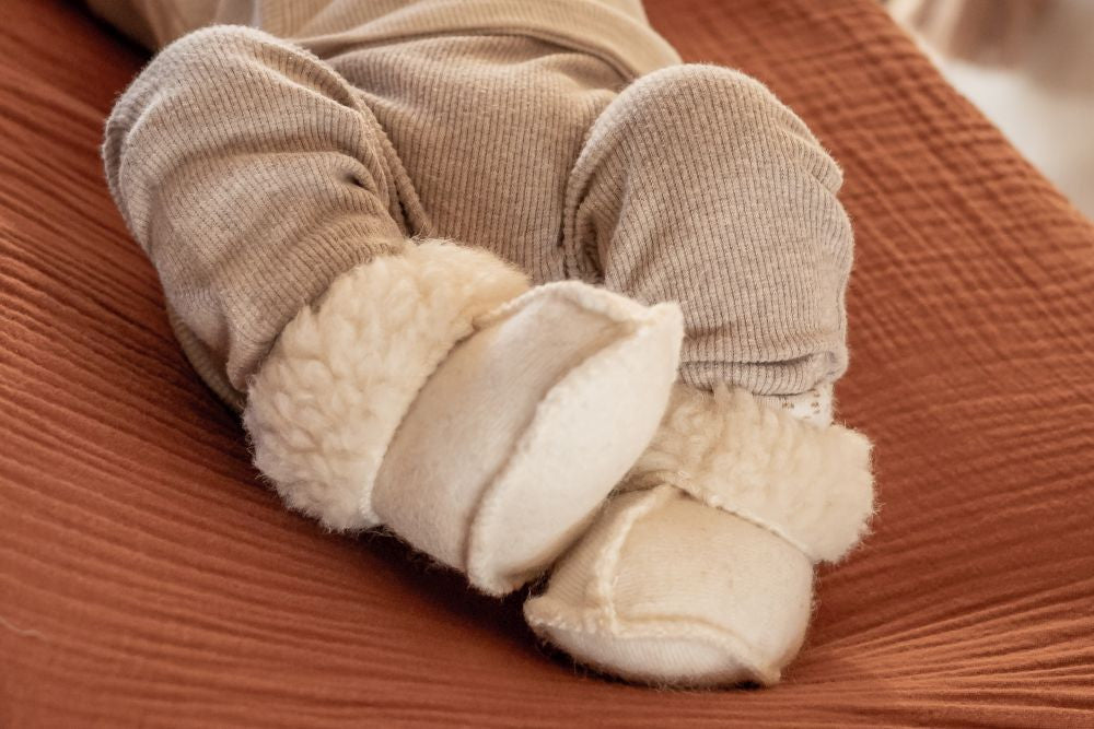 Chaussons bébé shearling - Crème