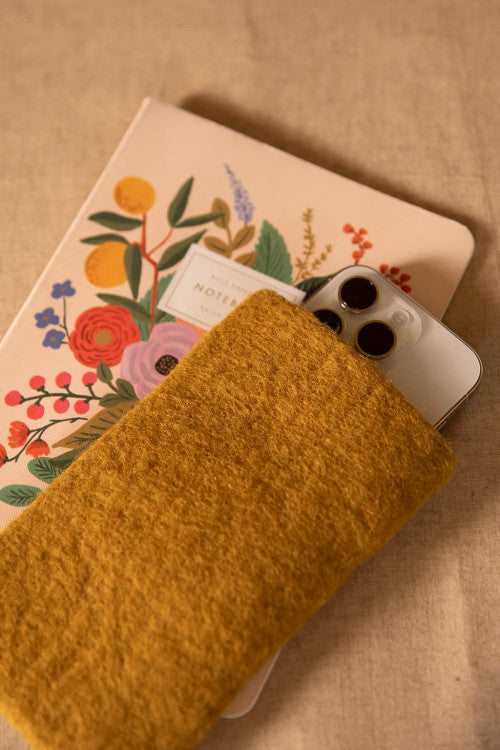 Etui téléphone en feutre Muskhane - BY ARTINE - Muskhane