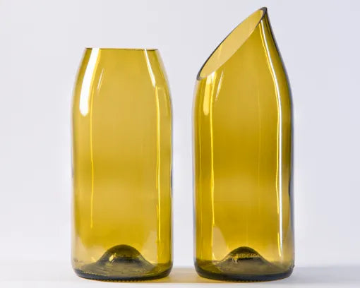 Vases issus de bouteilles de vin - bourguignonnes ocres Plates et culottées