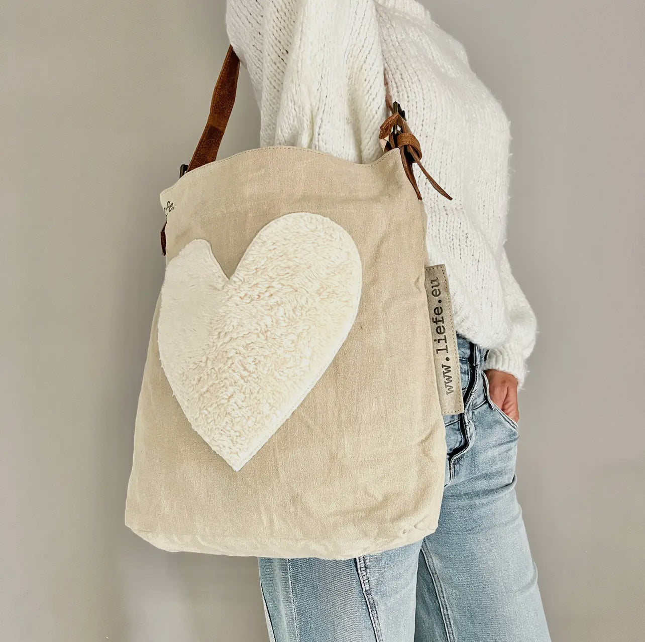 Sac cœur en peluche bandoulière