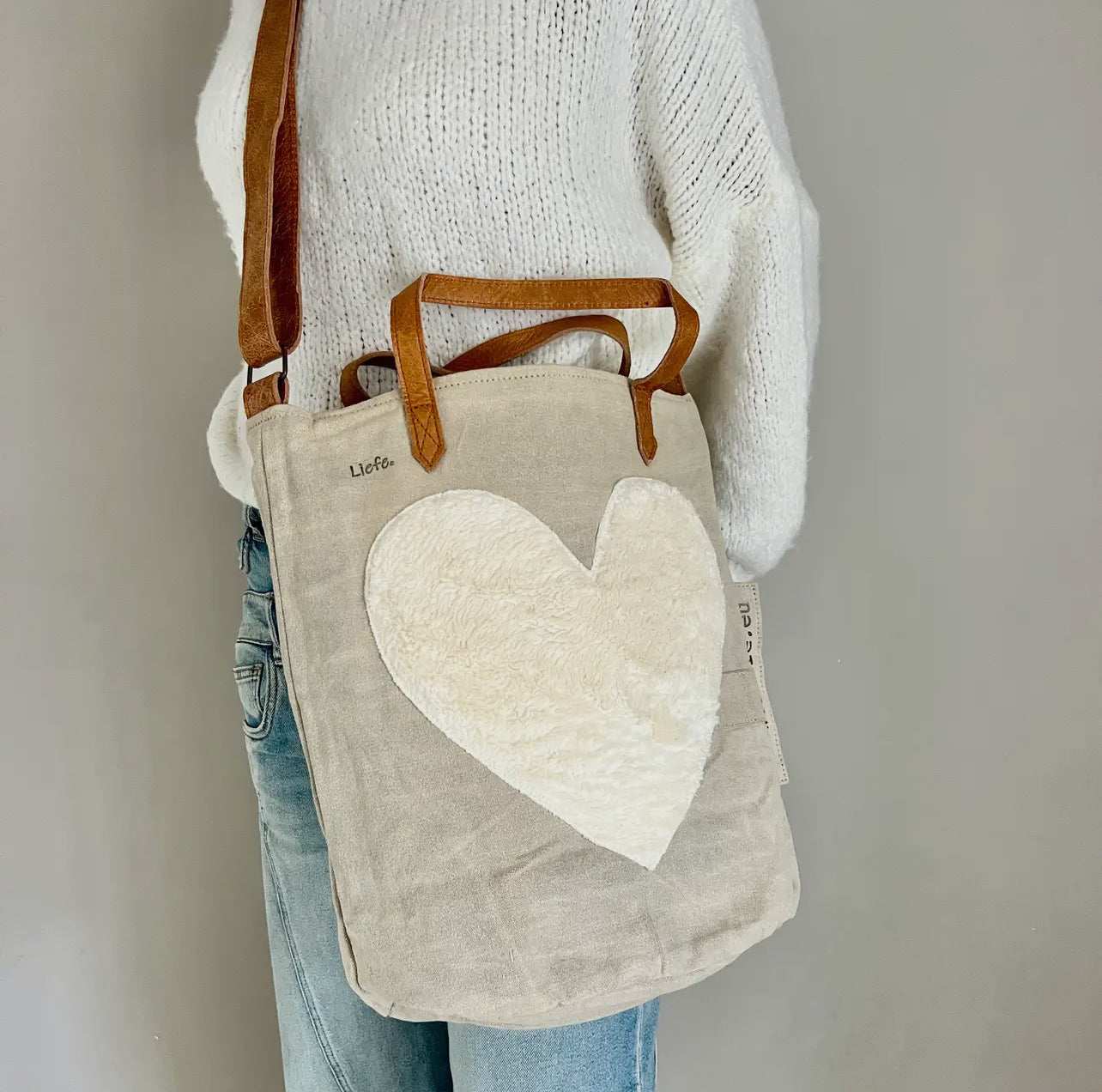 Sac cœur en peluche avec anses