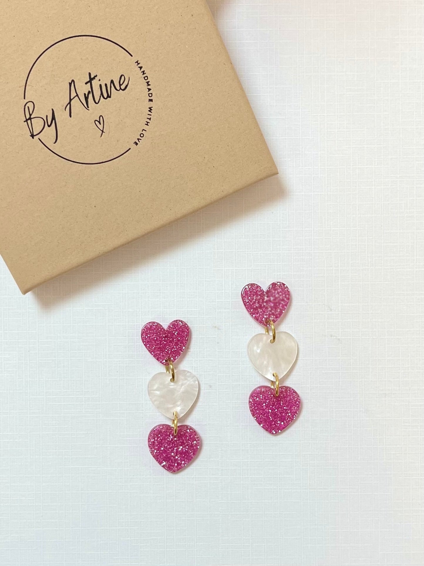 Boucles d'oreilles - Octobre Rose - Coeurs en trio