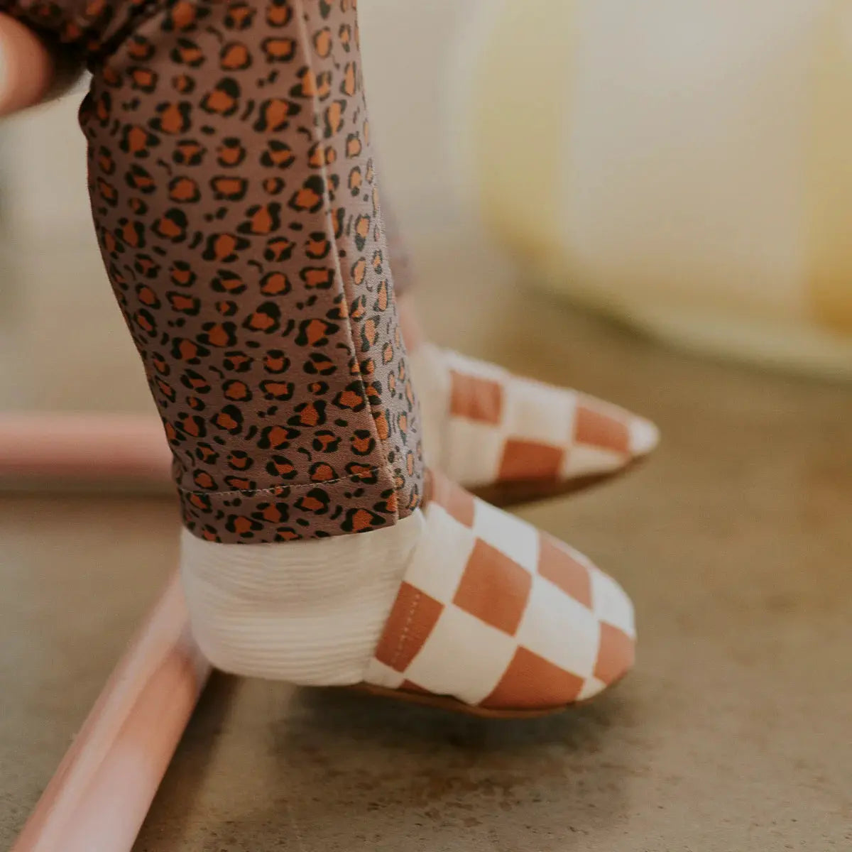 Chaussons été - Damier Rien que des bêtises