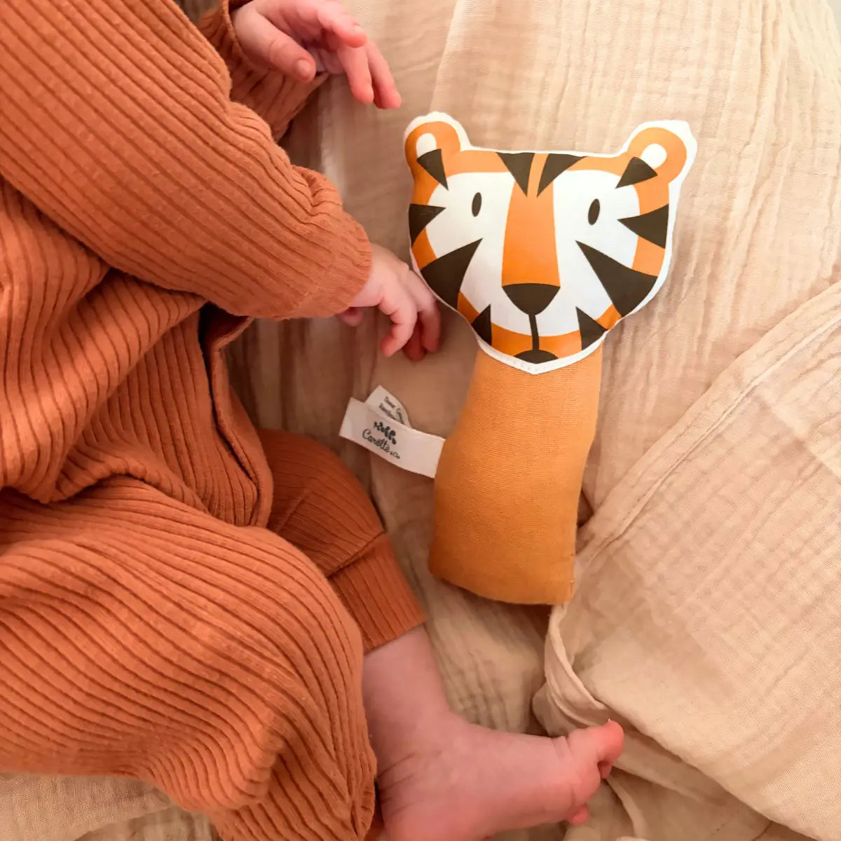Hochet - tigre Carotte & cie