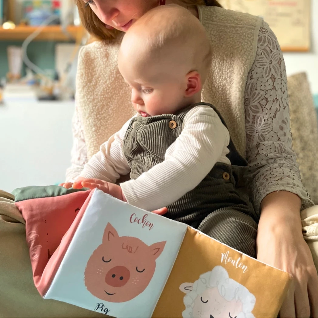 Livre d'éveil - animaux de la ferme Carotte & cie
