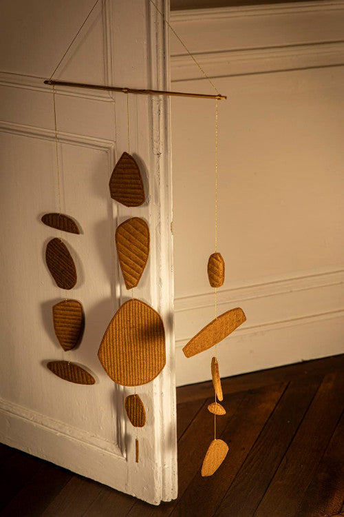 Mobile cailloux feutre - BY ARTINE - Muskhane
