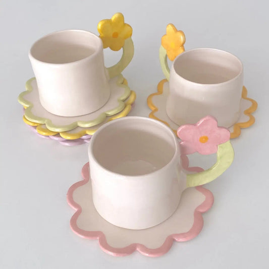Tasse céramique - anse fleur Pipa and happy